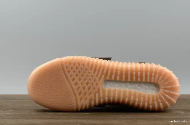 Light 750 Boost adidas Brown Yeezy BY2456 0518